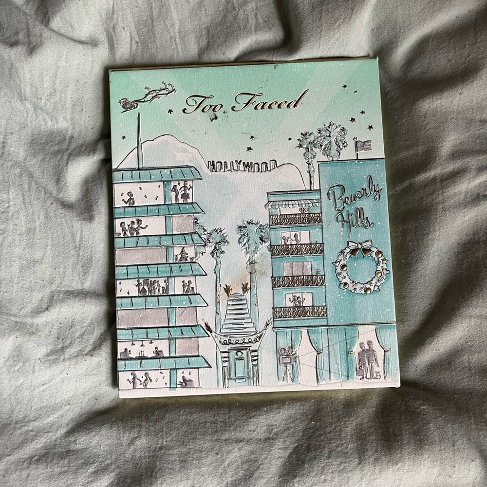 Too Faced Christmas In Paris/LA